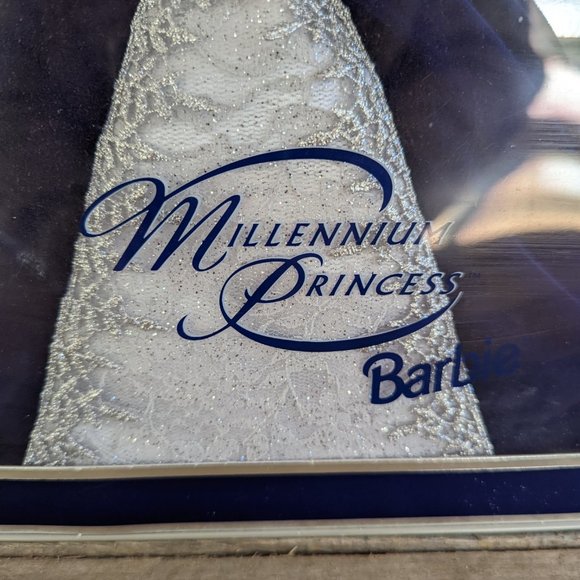Vintage 1999 Millenium Princess Barbie / Special Millenium Edition - Picture 4 of 6